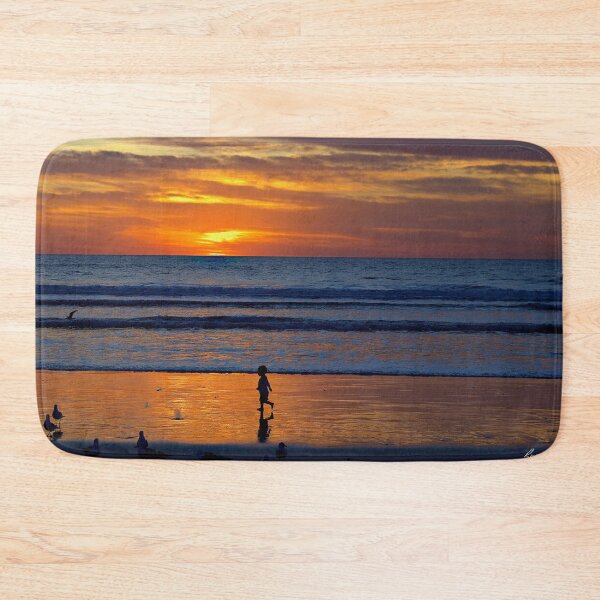 Aperçu de l'œuvre Coucher de soleil sur la côte Pacifique créée et vendue par MKP Productions.