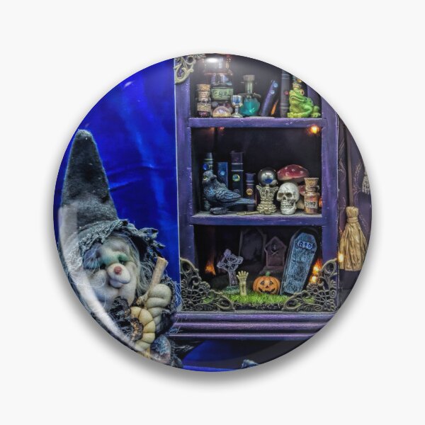 Artikelvorschau, Halloween-Schrank reinigen entworfen und verkauft von alanathrower.