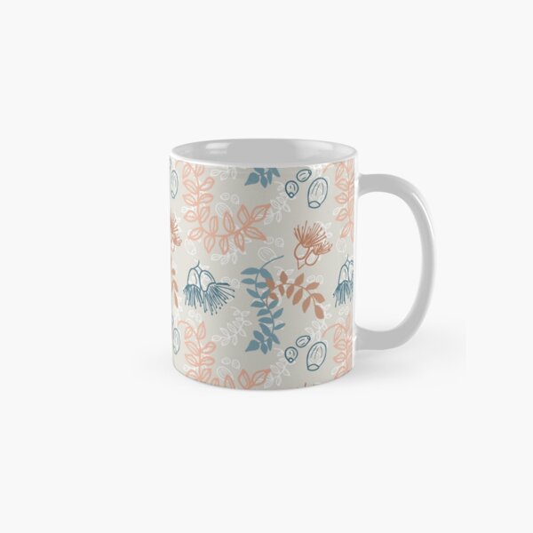 Simple nature, leaves, flowering gum and gum nuts pattern - eco friendly, nature based Classic Mug