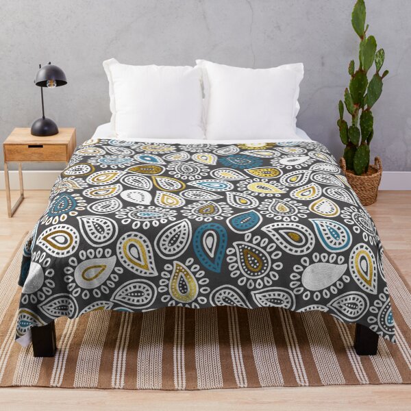 Aperçu de l'œuvre Paisley pattern, ornamental, modern, colorful  créée et vendue par Svitac.