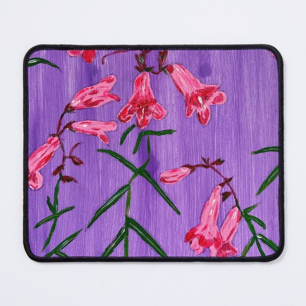 Artikelvorschau, Wilde rote Blumen auf einem malvenfarbenen Hintergrund entworfen und verkauft von Ruth Breen Artwork .