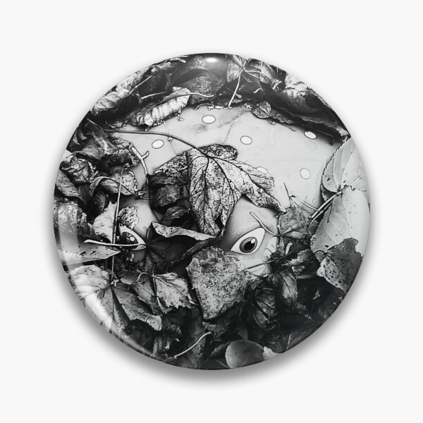 Artikelvorschau, Freaky Frog (BW High Contrast) entworfen und verkauft von TheScraggyBeard.