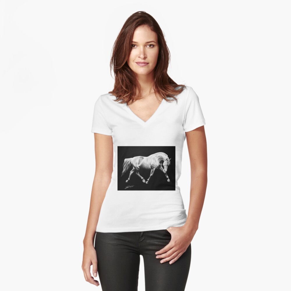 Aperçu de l'œuvre T-shirt moulant col V créée et vendue par earth2sd.
