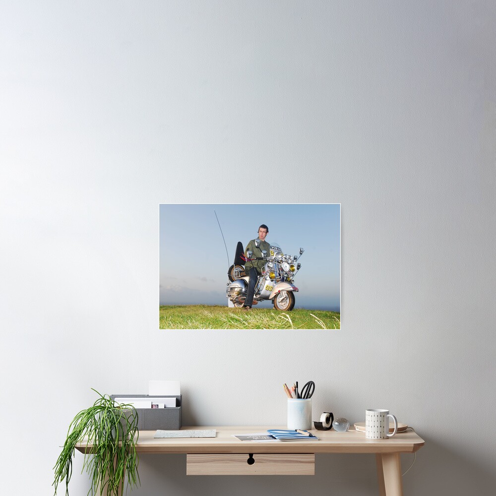 LIAM GALLAGHER VESPA GS SCOOTER Póster