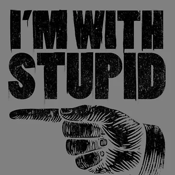 Imagen de la obra I'm With Stupid Pointing Left Finger Left I'm With Stupid Gear de DynamicDesign