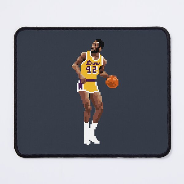 Artikelvorschau, James Worthy Pixel Dribble Qiangy entworfen und verkauft von qiangdade.