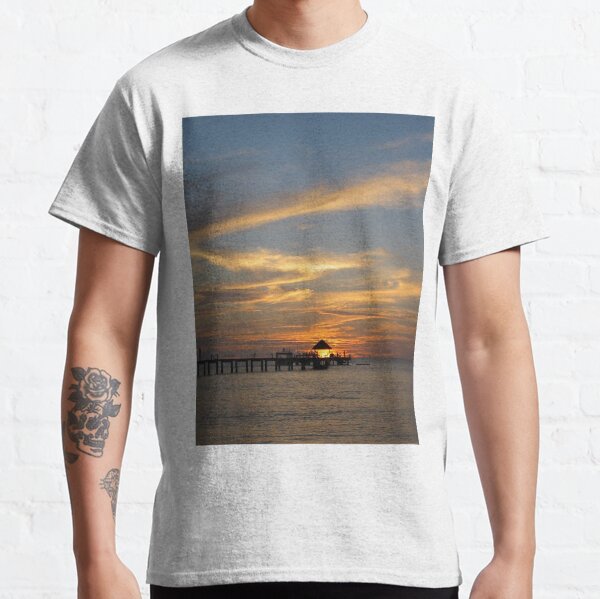 Last Rays Classic T-Shirt