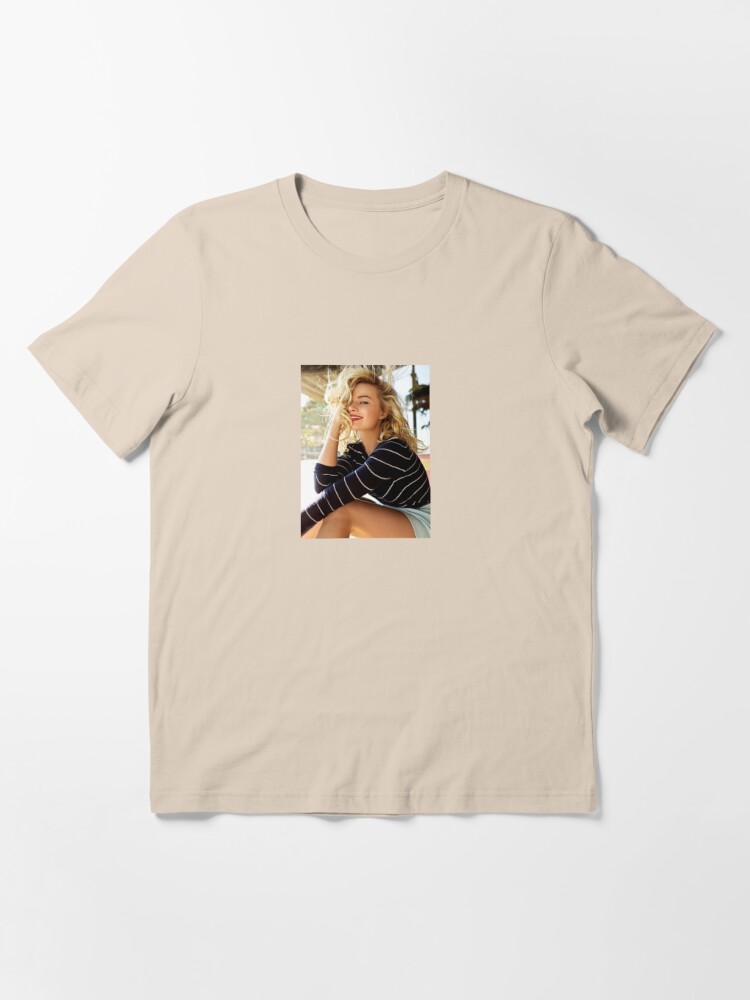 margot robbie shirt