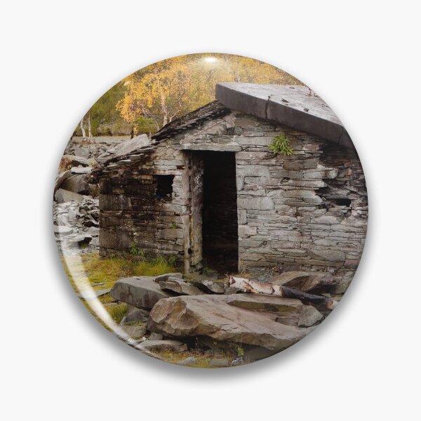 Artikelvorschau, Verfallenes Steinhaus entworfen und verkauft von Dave Hare Photography.