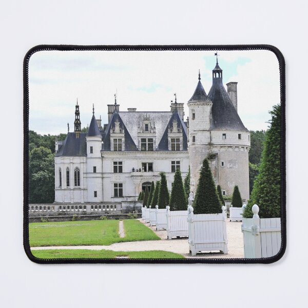 Item preview, r2360/ le magnifique Château de Chenonceau 2 " le gardien " par Okaio Création Olavia-Olao 2020 designed and sold by o.okaïo.