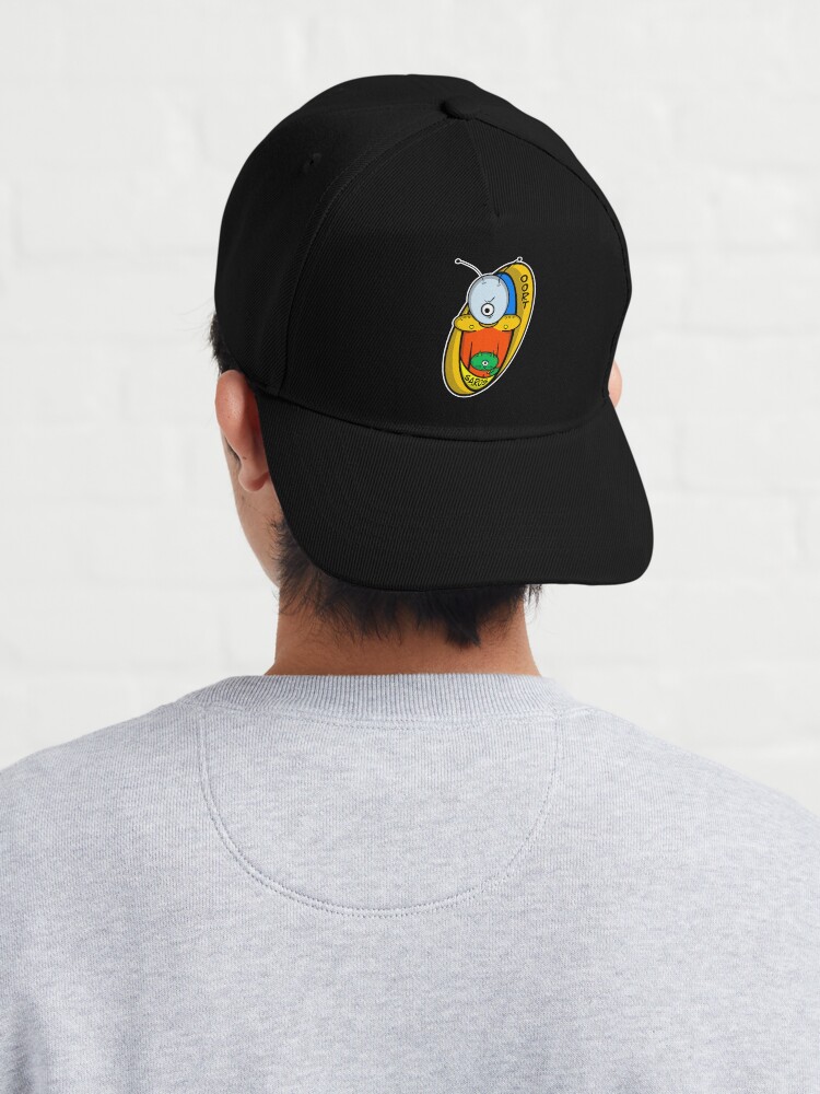 Alternate view of The Family Orbitz: Oort and Saros Cap