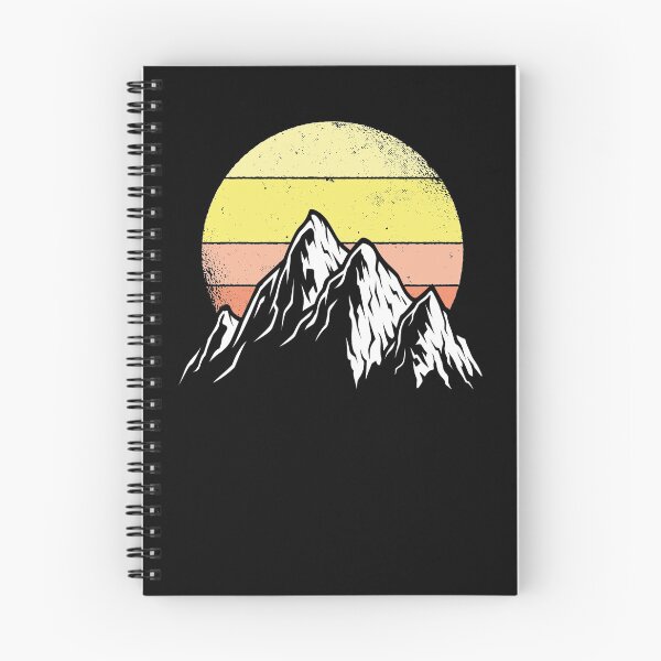 Aperçu de l'œuvre Vintage Nature Hiking Mountain Sunset créée et vendue par TeddyTees21.