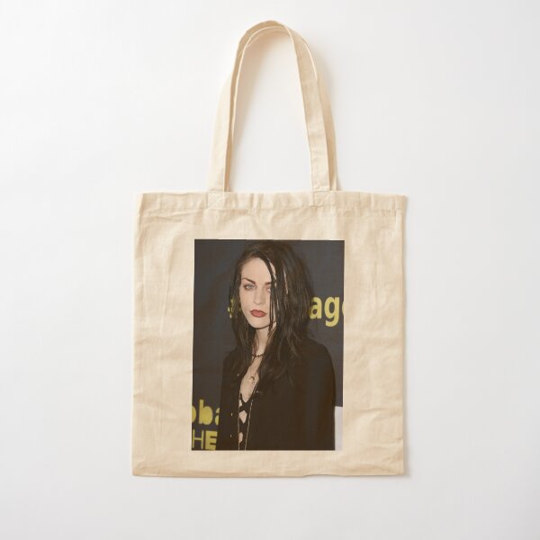 Frances bean cobain Tote Bag by fridayshooow