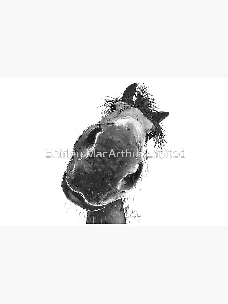 Aperçu 2 sur 2. Housse d'ordinateur avec l'œuvre IMPRESSION DE CHEVAL HEUREUX « BuRT B&W » PAR SHIRLEY MACARTHUR créée et vendue par ShirleyMacA.