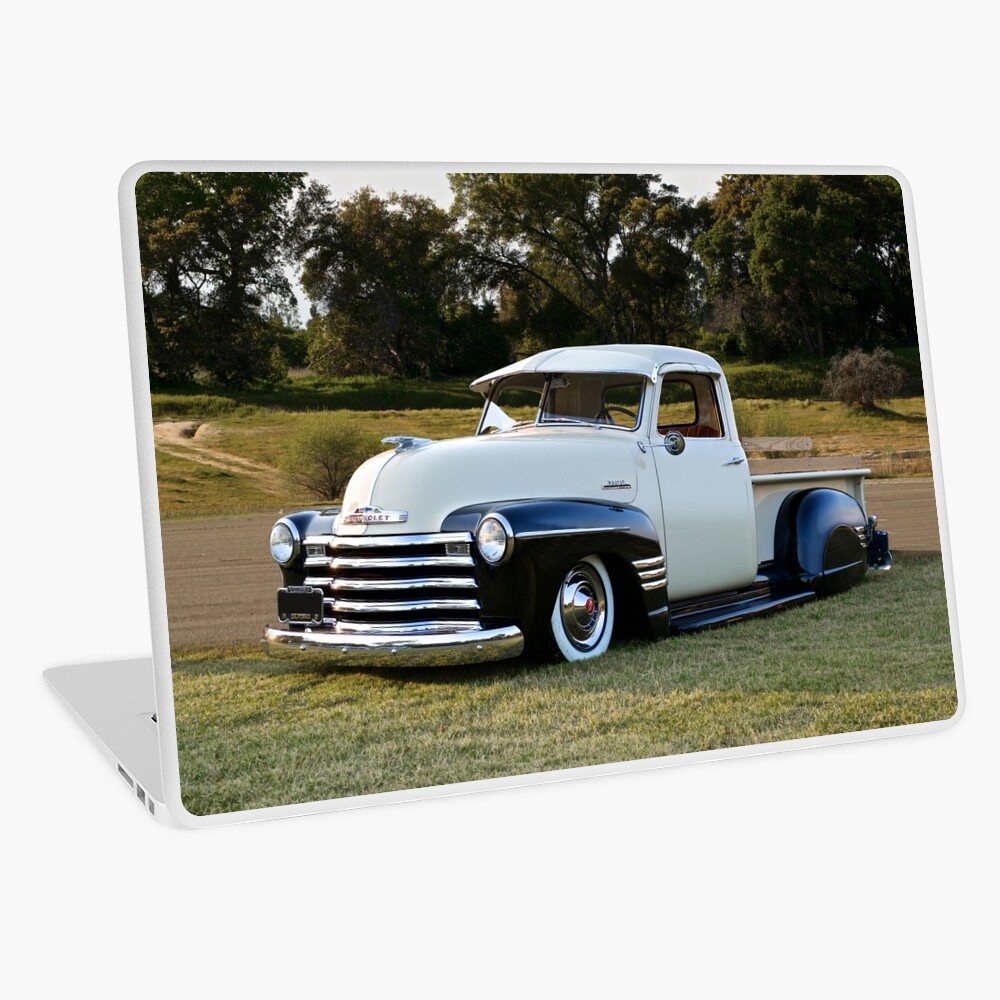 r*e様 1951 Chevy 3100 Pick Up Lowrider 1951 Chevy raiders 3100 pick up build by SEVEN82MOTORS