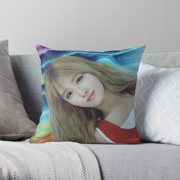 Twice momo outlet body pillow