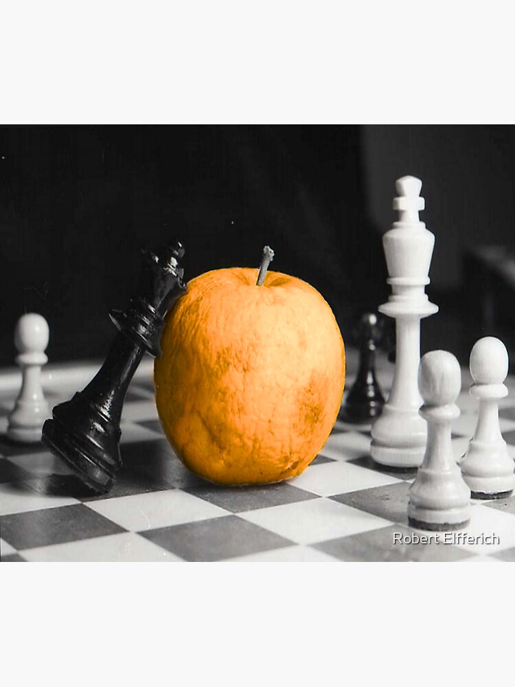 Chess with apple