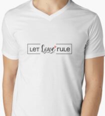 Quote - Let love rule - Heart Men's V-Neck T-Shirt
