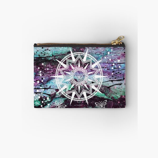 Aperçu de l'œuvre Violet, vert et noir avec motif mandala créée et vendue par PixyDustDesigns.