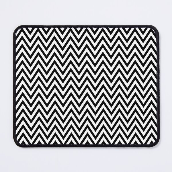 Artikelvorschau, Jet Black Angular Chevron entworfen und verkauft von STUDIO MORE Los Angeles.
