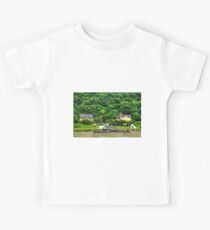 Who "NOSE" where this is? Kids Tee