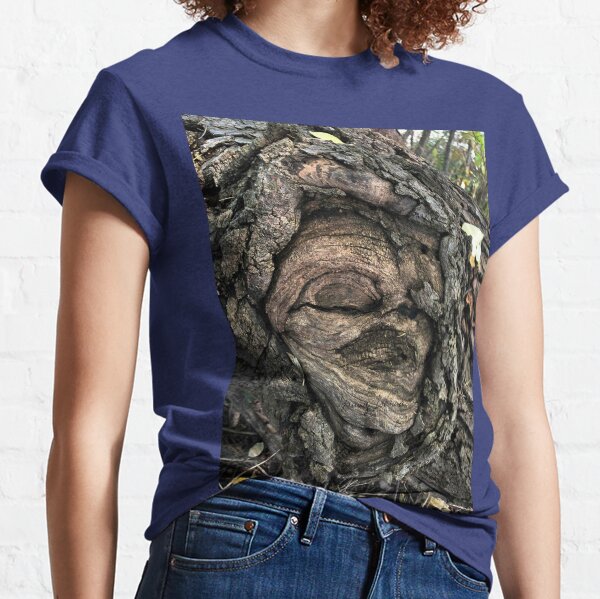 FEMALE SPIRIT AN OAK TREE By Yannis Lobaina Classic T-Shirt