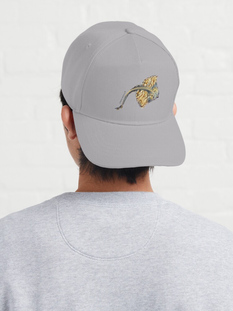 Alternate view of Undulate Ray Cap