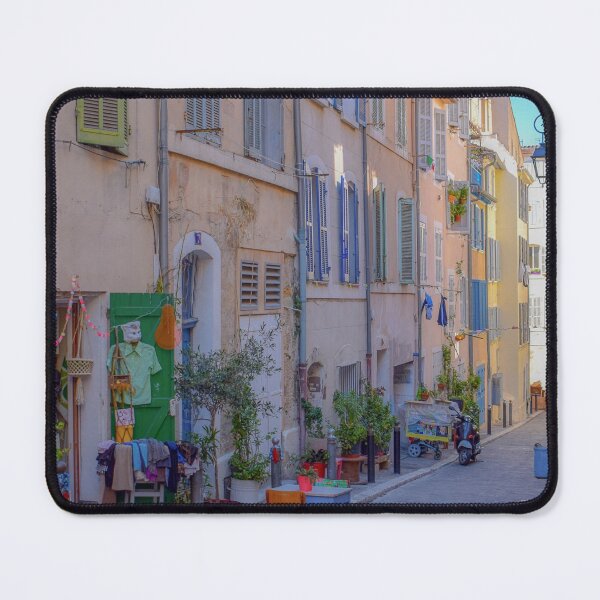 Aperçu de l'œuvre Vieille ville de Marseille (Le Panier) créée et vendue par aleyna22.