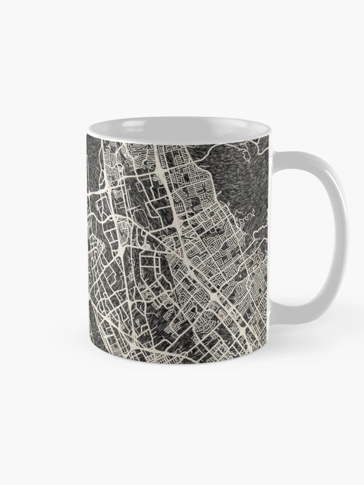 Aperçu 3 sur 6. Mug à café avec l'œuvre Santa Clara map California Ink lines créée et vendue par InkMaps.