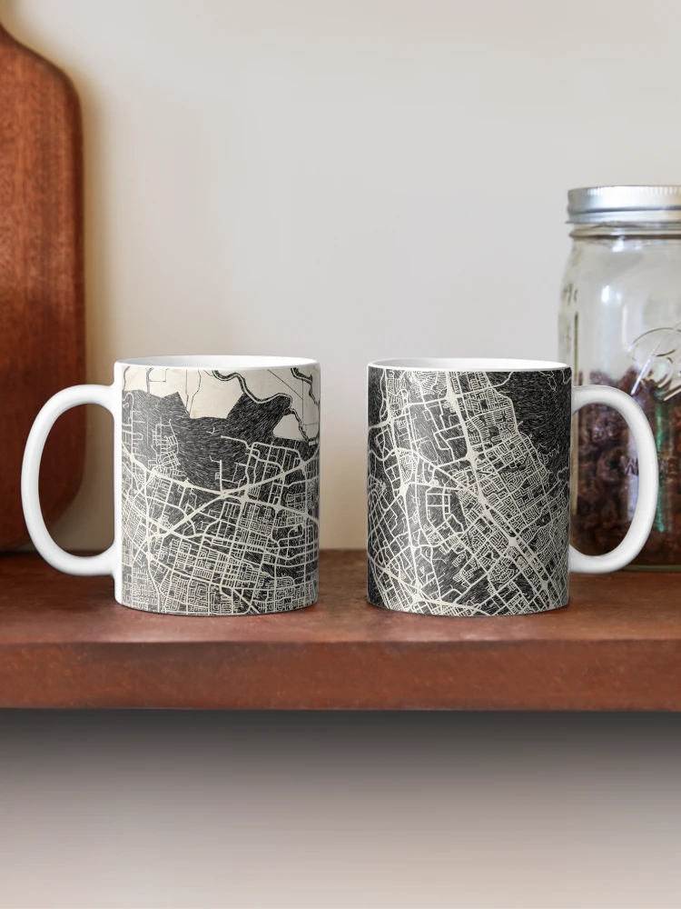 Aperçu 2 sur 6. Mug à café avec l'œuvre Santa Clara map California Ink lines créée et vendue par InkMaps.
