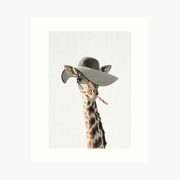 Artikel-Vorschau von Giraffe in einem Hut gekleidet, designt und verkauft von taiprints.