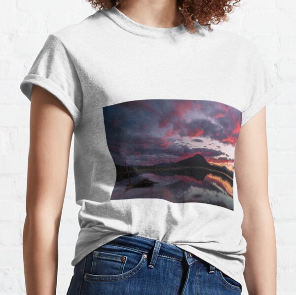 Lake Moogerah Classic T-Shirt