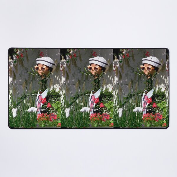 Item preview, Un Jardin extraordinaire des Plantes/Fleurs Humaines 2 - Canon eos 5 - 300 f.2.8.   Okaio création  designed and sold by o.okaïo.