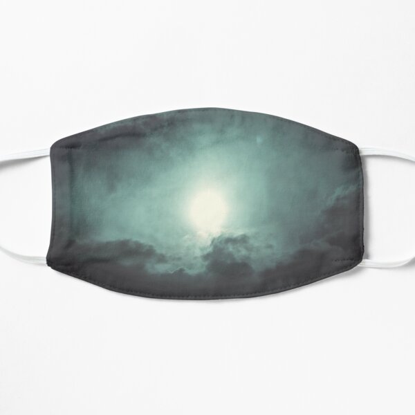 Sunlight through the clouds Flat Mask