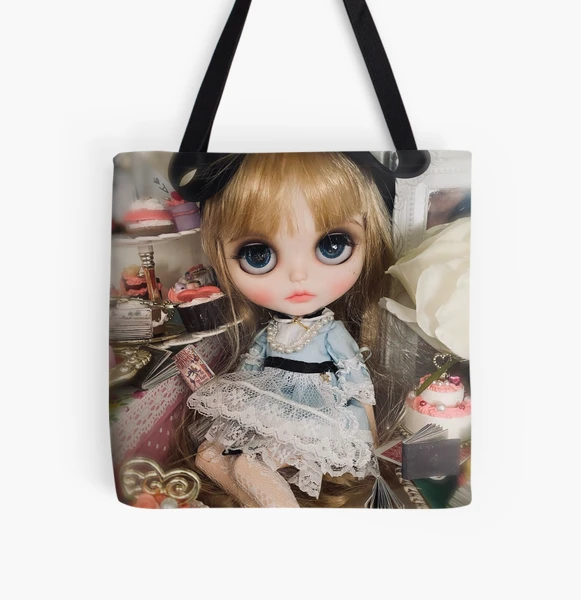 Alice in Wonderland Blythe Doll