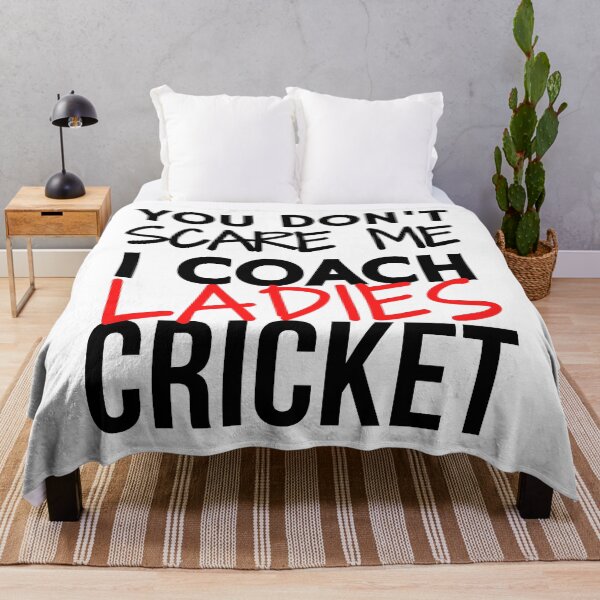 Artikelvorschau, Du machst mir keine Angst, ich trainiere Damen-Cricket entworfen und verkauft von TheGreenGoat.