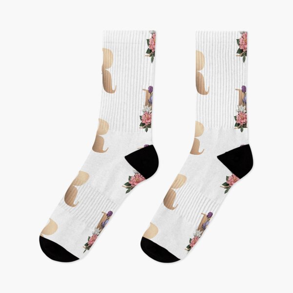 Aperçu de l'œuvre Flowers Letter R Flowers floral Art Design Happy Life Apparel Essential Motivation Inspiration Joy Mood Tree Mountain Earth créée et vendue par DesignByHeartUK.