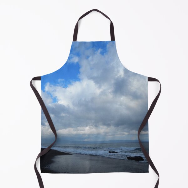 Artikelvorschau, Ein einsamer Strand im Winter entworfen und verkauft von rayscollection.
