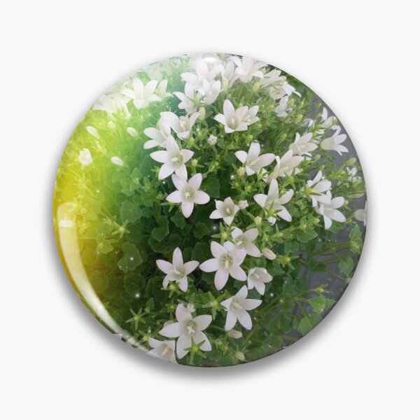 Artikelvorschau, Weiße Blumen entworfen und verkauft von FlyingSprinkles.