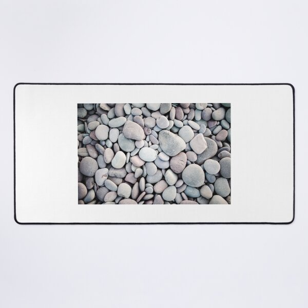 Aperçu de l'œuvre Pierres de plage grises zen créée et vendue par newburyboutique.