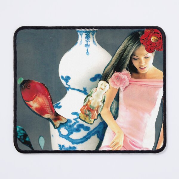 Artikelvorschau, Porzellan Ocean Antique Chinese Mulan Red Carp Fish entworfen und verkauft von Seruni Artworks.