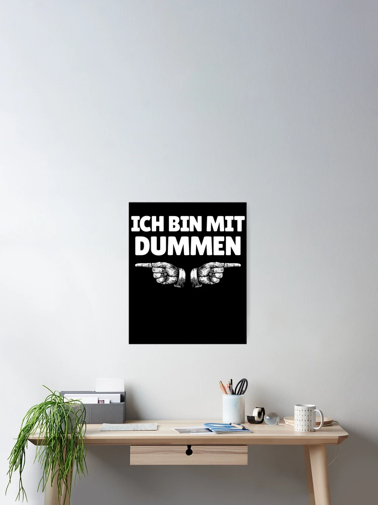 Imagen 2 de 3, Póster con la obra Ich Bin Mit Dummen German Finger Left Right I'm With Stupids Gear, diseñada y vendida por DynamicDesign.