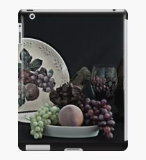 The Ceramic Plate of Fruit iPad Case/Skin
