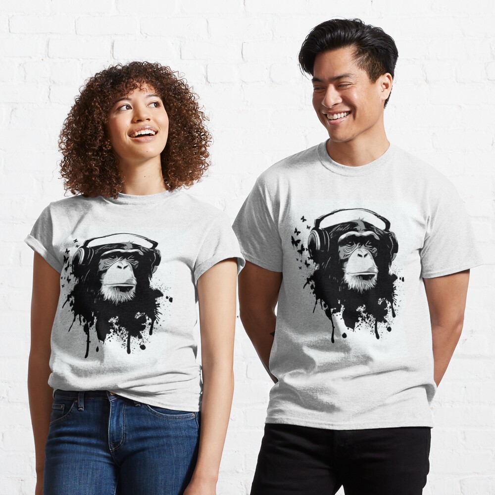 Discover Banksy DJ Monkey Thinker mit Kopfhörer Classic T-Shirt