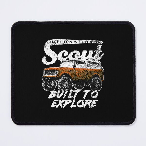 Artikelvorschau, International Harvester Scout II im Retro-Stil zum Erkunden entworfen und verkauft von CareyMoore.