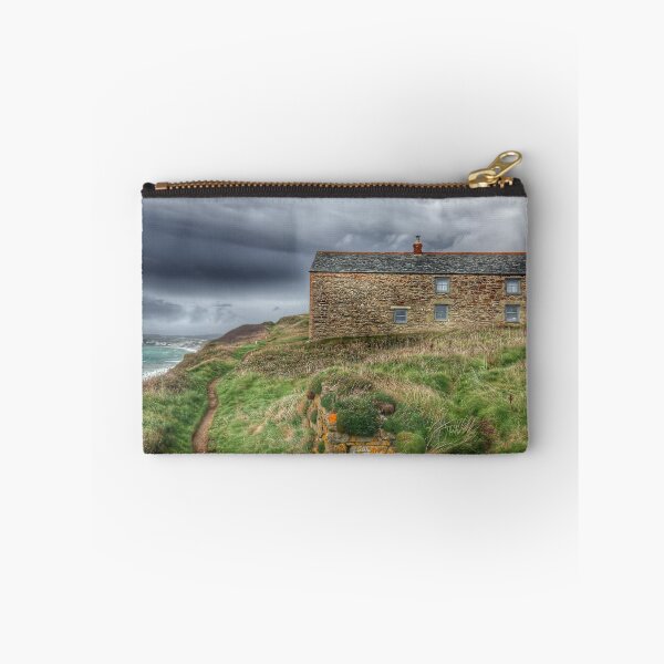 Artikelvorschau, DR ENYS'S COTTAGE -  POLDARK entworfen und verkauft von James Kitto.