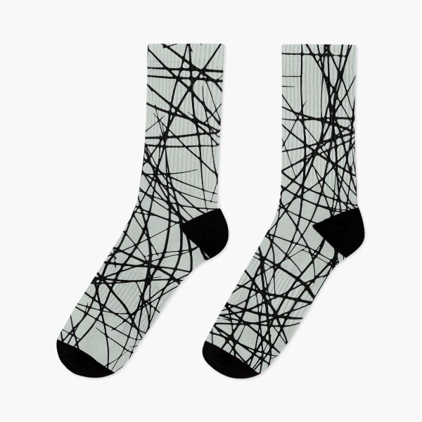 Artikelvorschau, Pastellgrünes und schwarzes Criss Cross-Linienmuster - Schattenkoordinaten mit Behr 2022 Farbe des Jahres Breezeway MQ3-21 entworfen und verkauft von ColorOfTheYears.