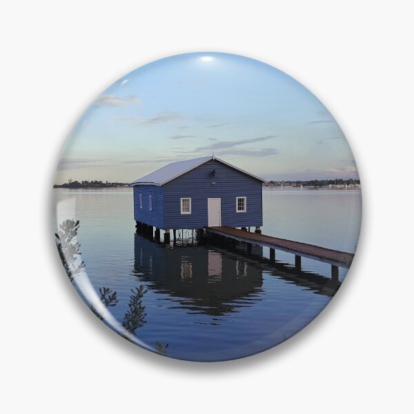 Artikelvorschau, Crawley Edge Blue Boatshed, Perth entworfen und verkauft von KirstyNadineArt.