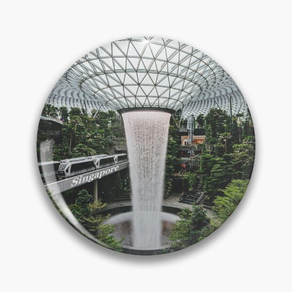 Artikelvorschau, Singapur - Berühmter Indoor-Wasserfall am Flughafen entworfen und verkauft von leemcnut.