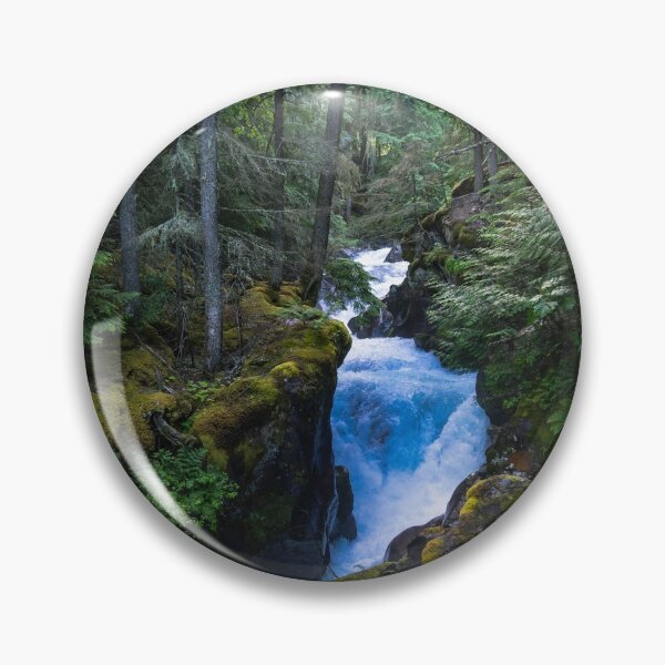 Artikelvorschau, Avalanche Creek im Glacier National Park Montana - Bright Blue Water entworfen und verkauft von mkopka.